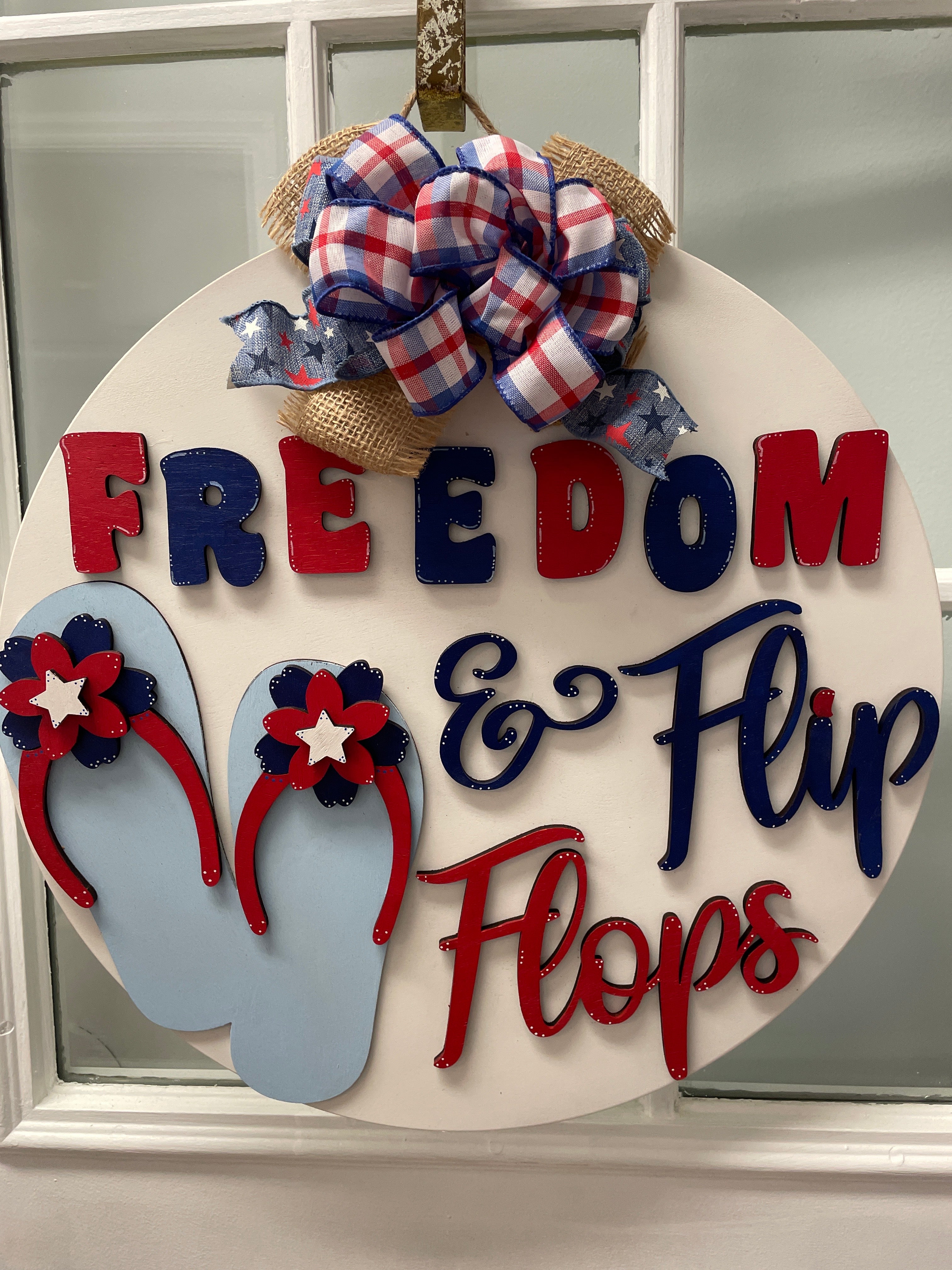 18" Freedom & Flip Flops Doorhanger