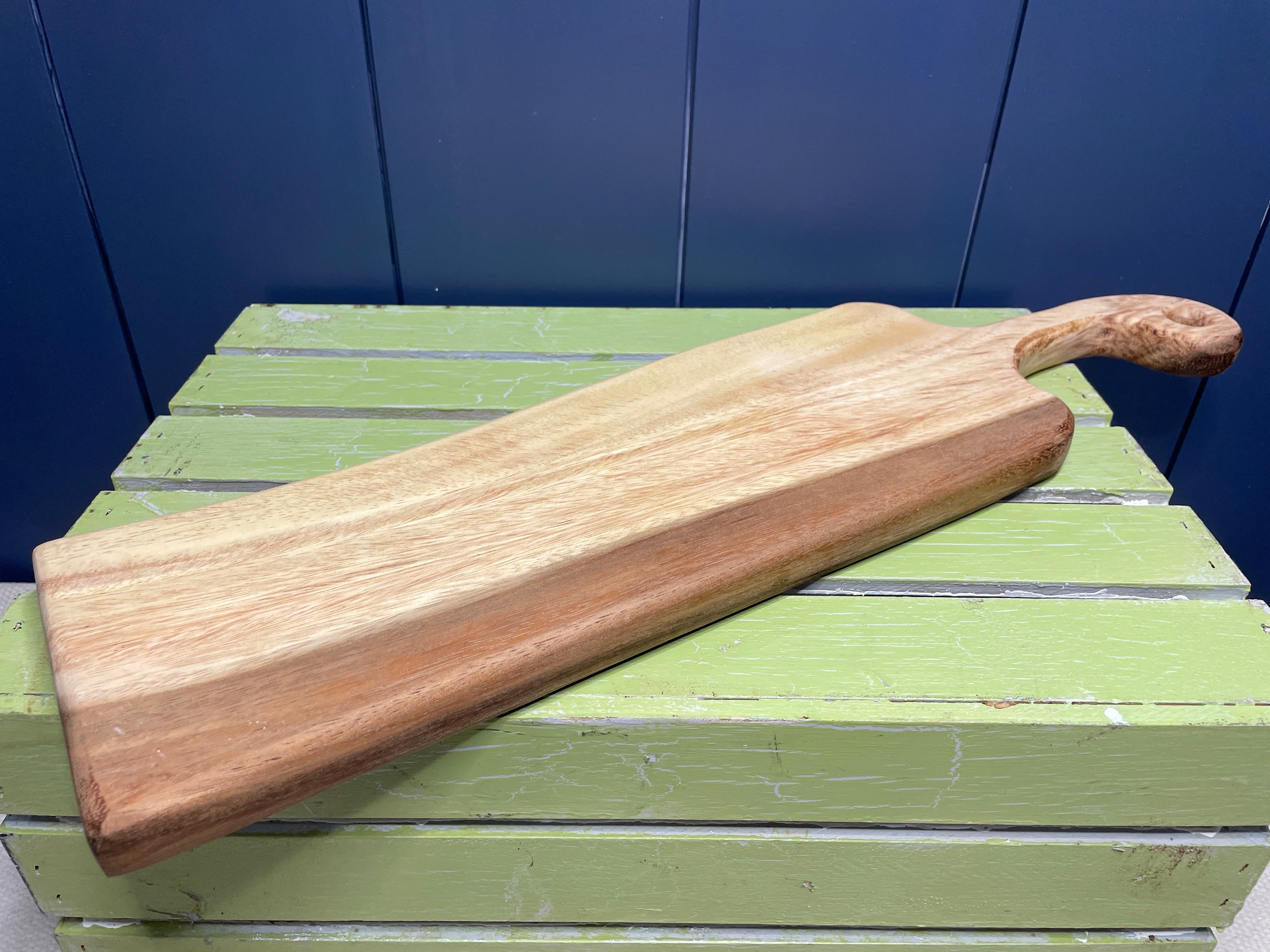 Long Live Edge Bread Board with Handle