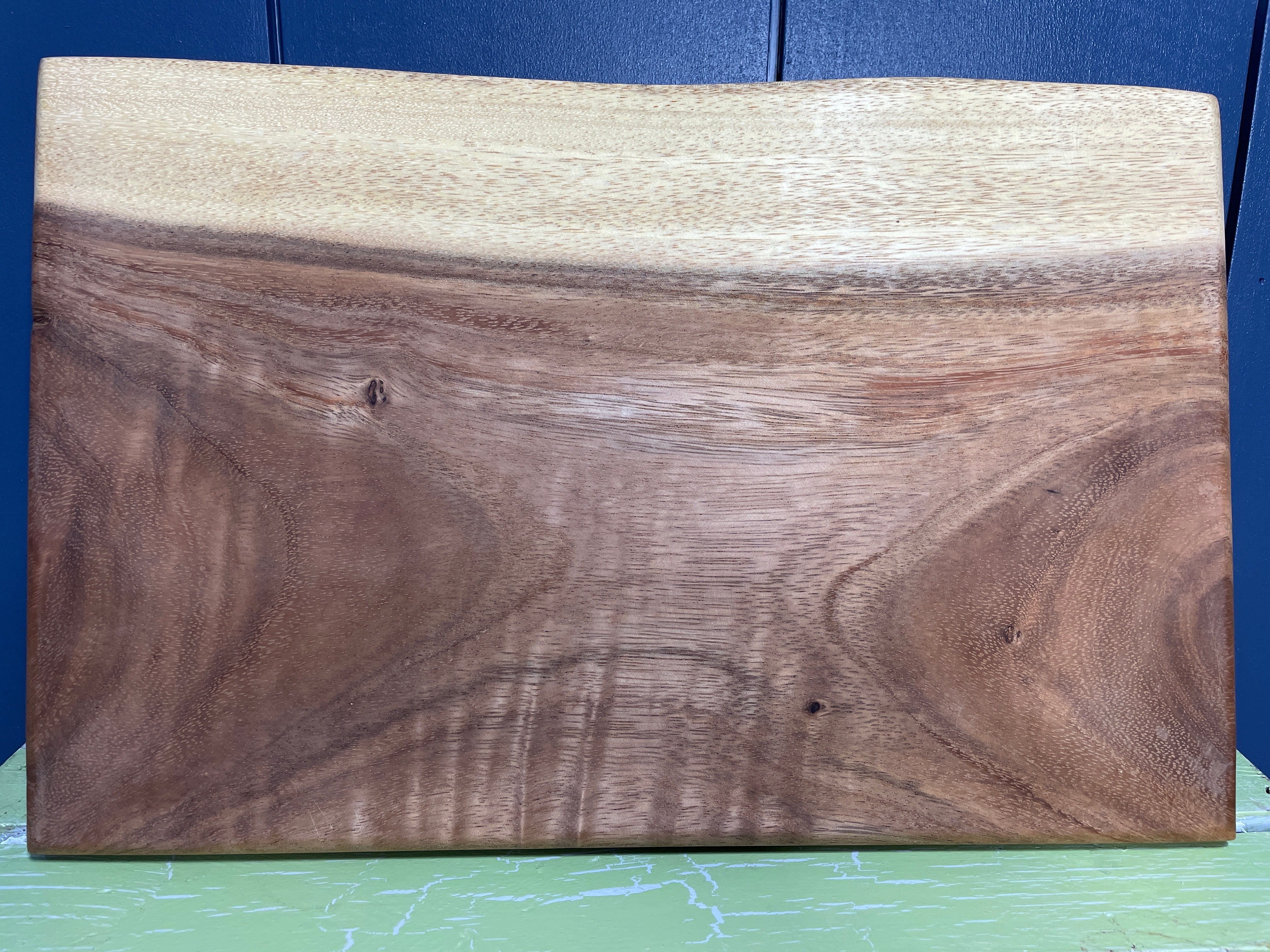 Medium Live Edge Board with Finger Relief
