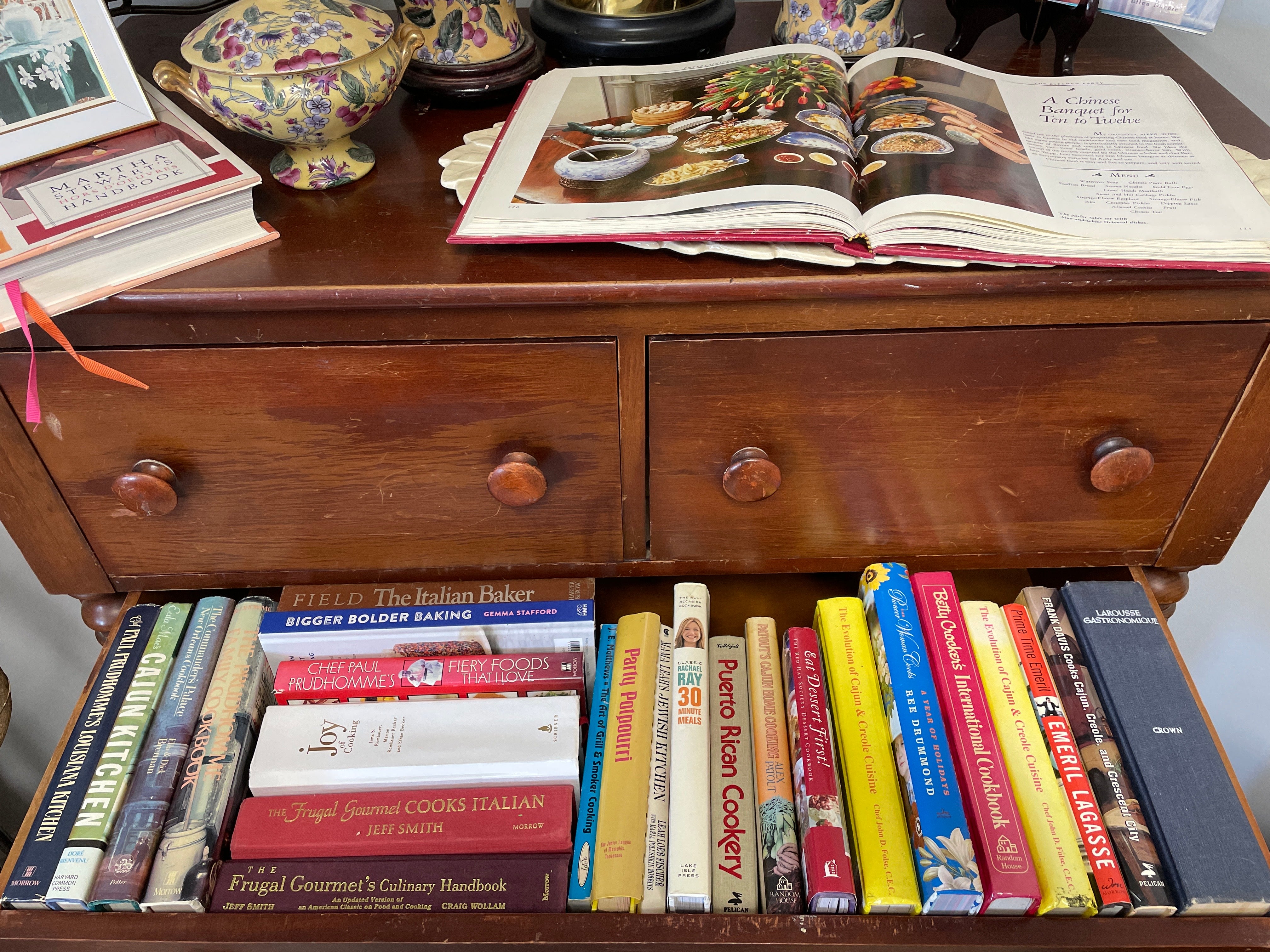 Chest of Drawers