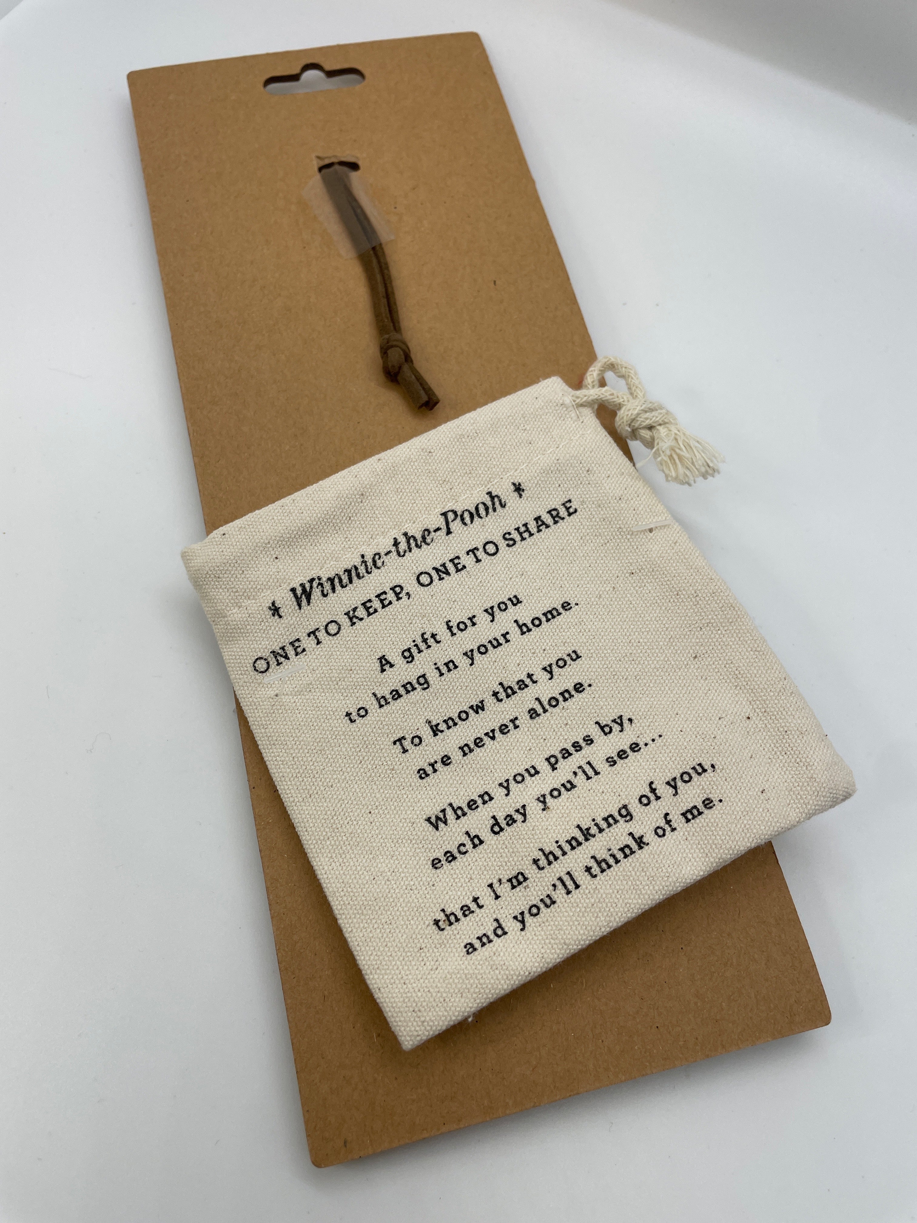 DEMDACO- Winnie the Pooh Ornament Gift Set