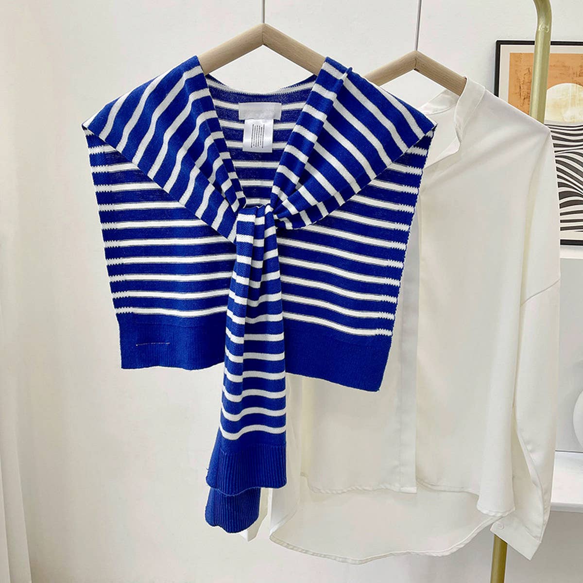 STRIPED KNITTED OUTER SHAWL_CWASC0758