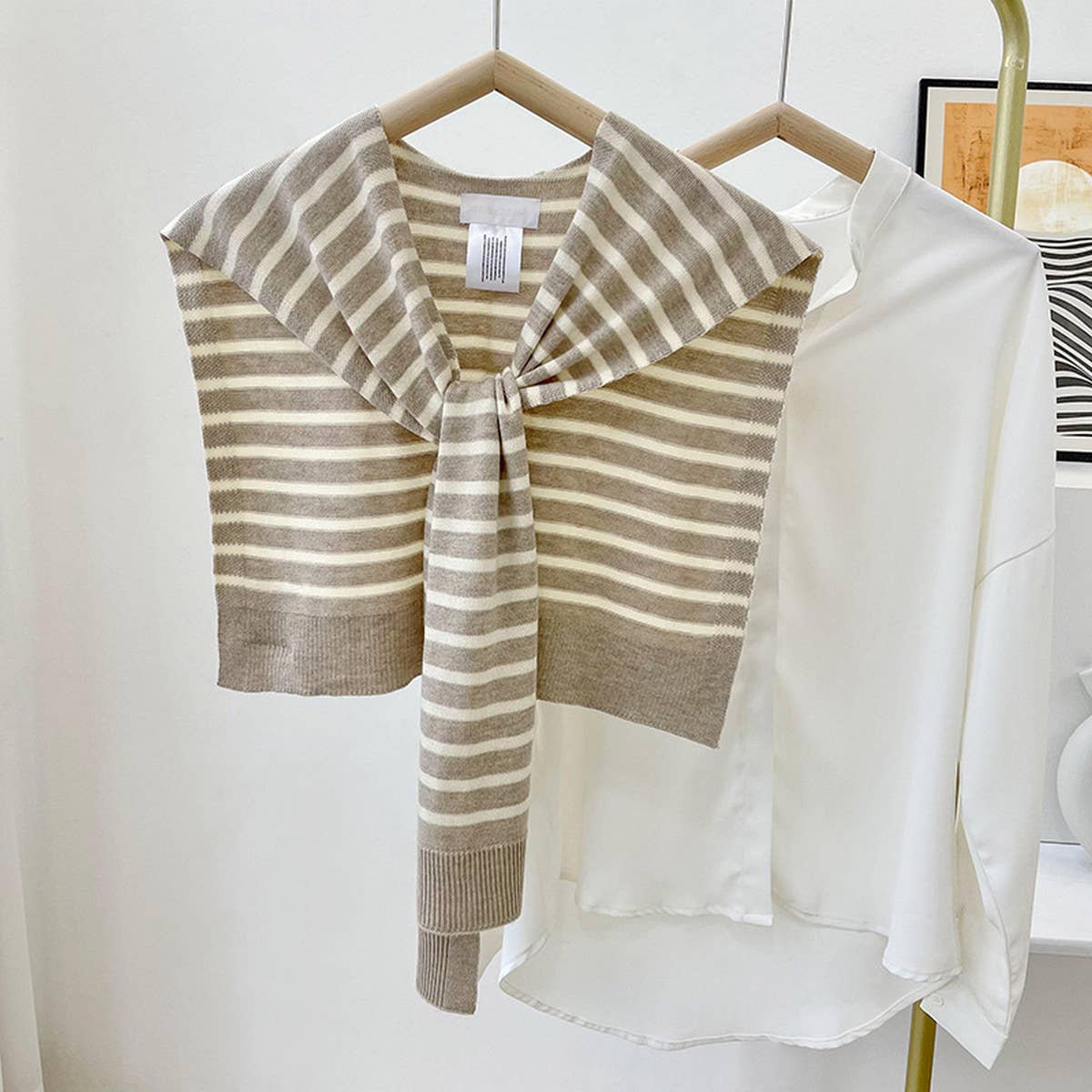 STRIPED KNITTED OUTER SHAWL_CWASC0758