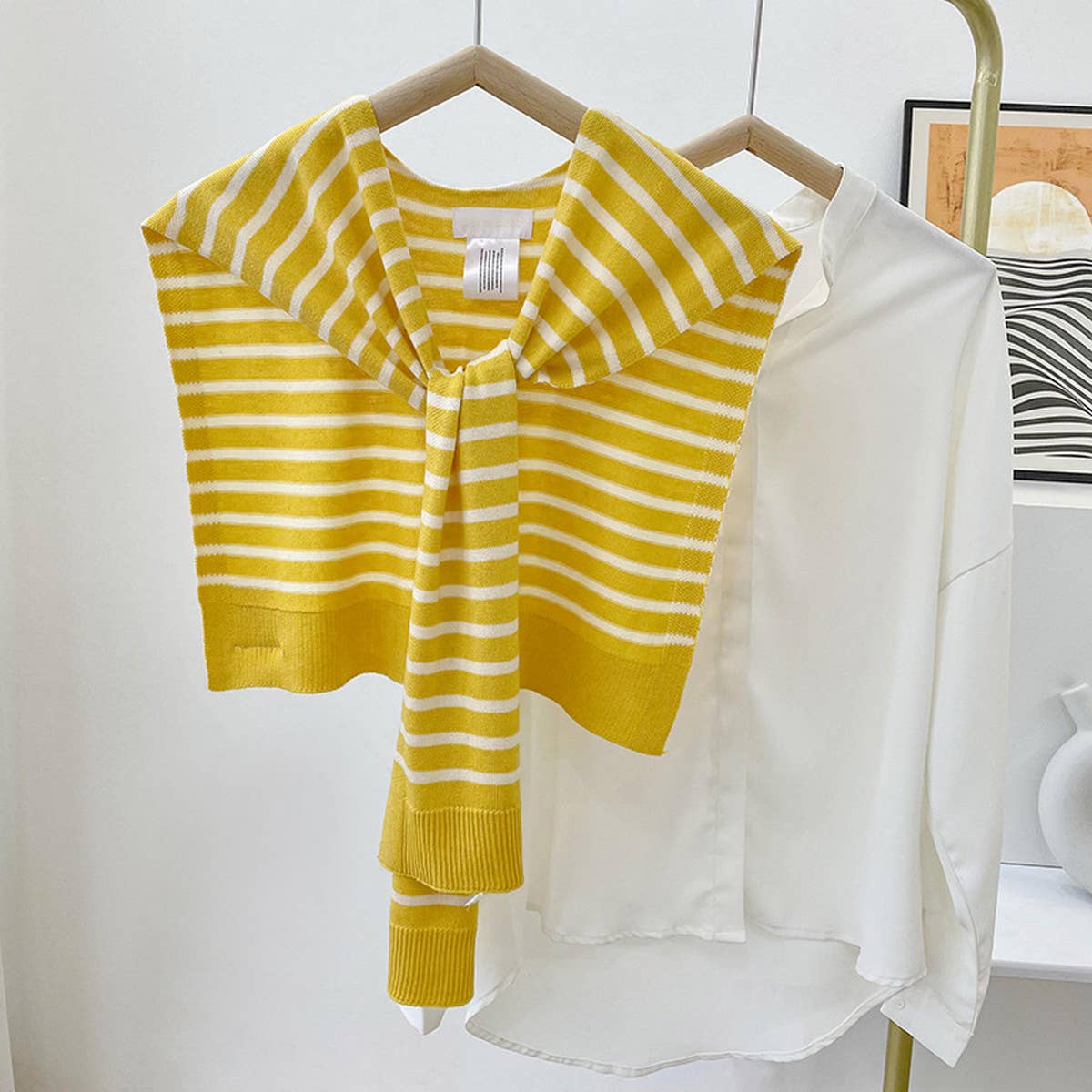 STRIPED KNITTED OUTER SHAWL_CWASC0758