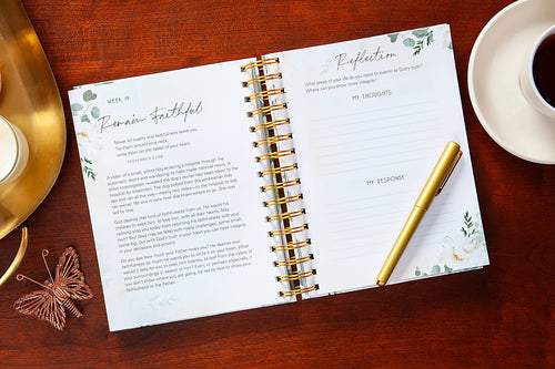 Be Still and Know (Journal, Graduation Gifts)