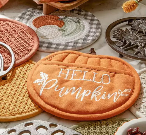 "Hello Pumpkin" Oven Mitt