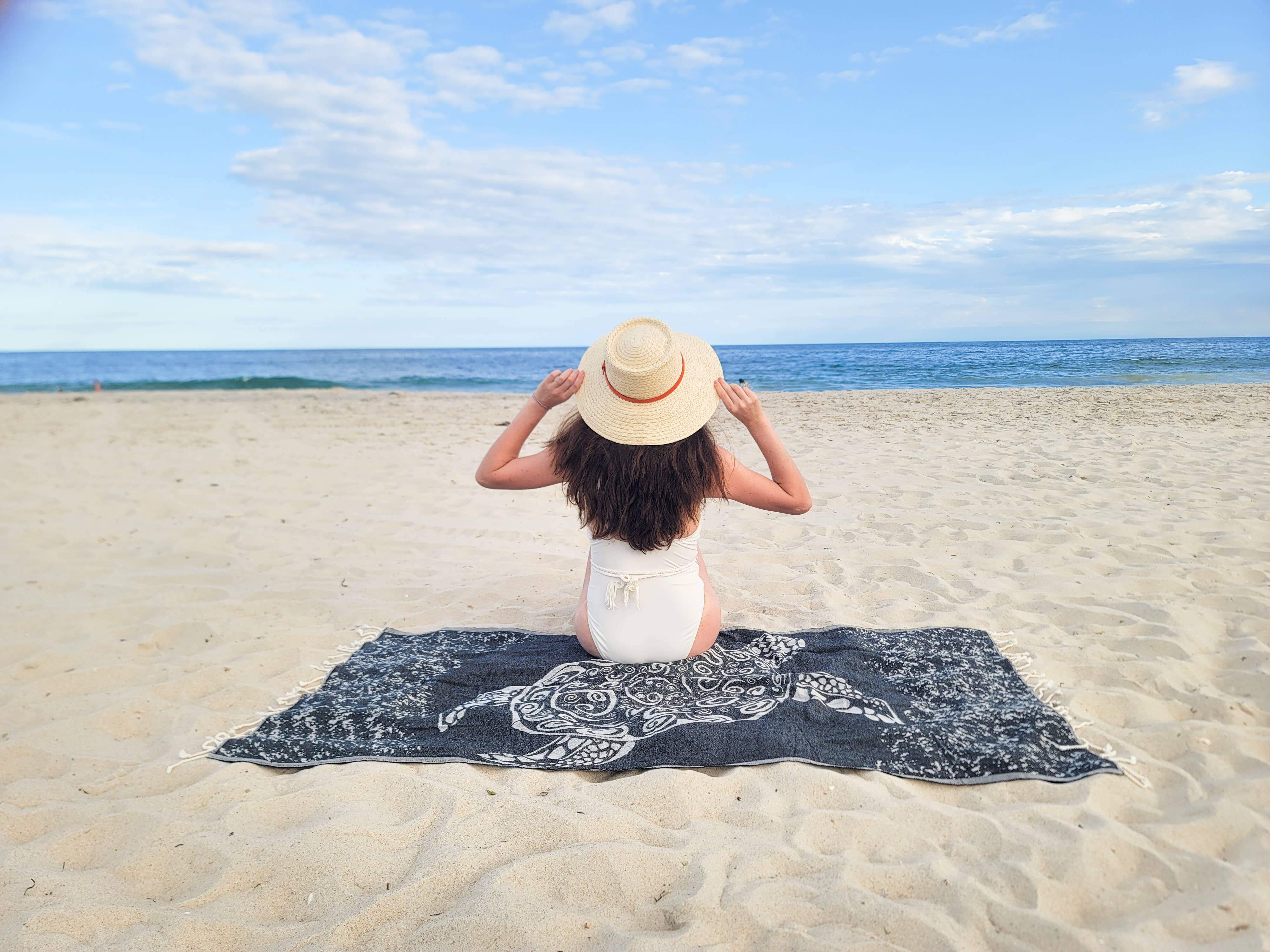 Caretta Beach Towel | Oversized Turkish Towel | Sand Free