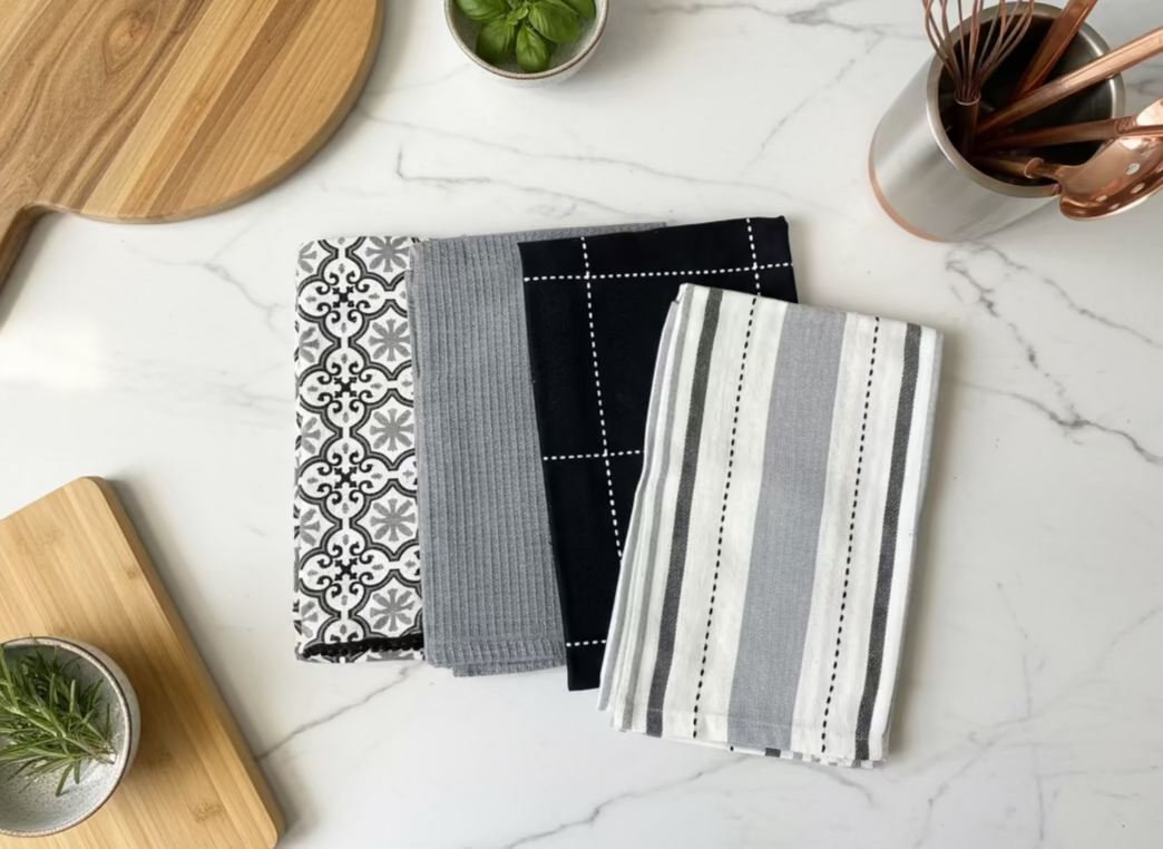 Black & White Kitchen Towels, Set of 4