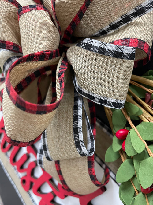 18" Doorhanger - Merry Berry