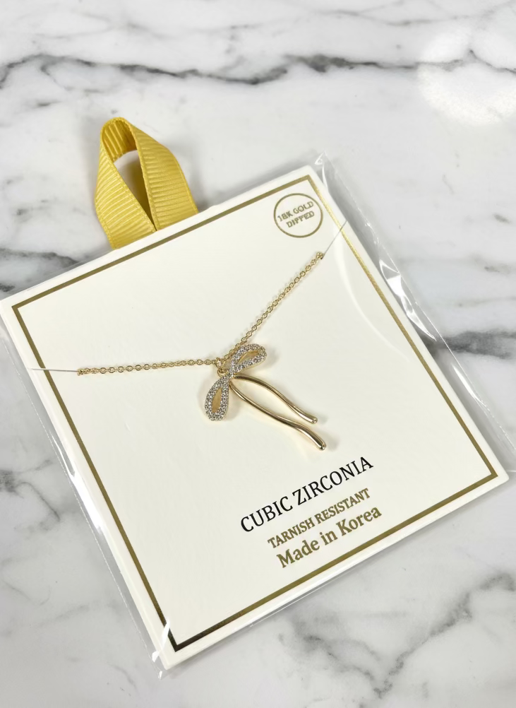 Pretty Pendant Necklaces