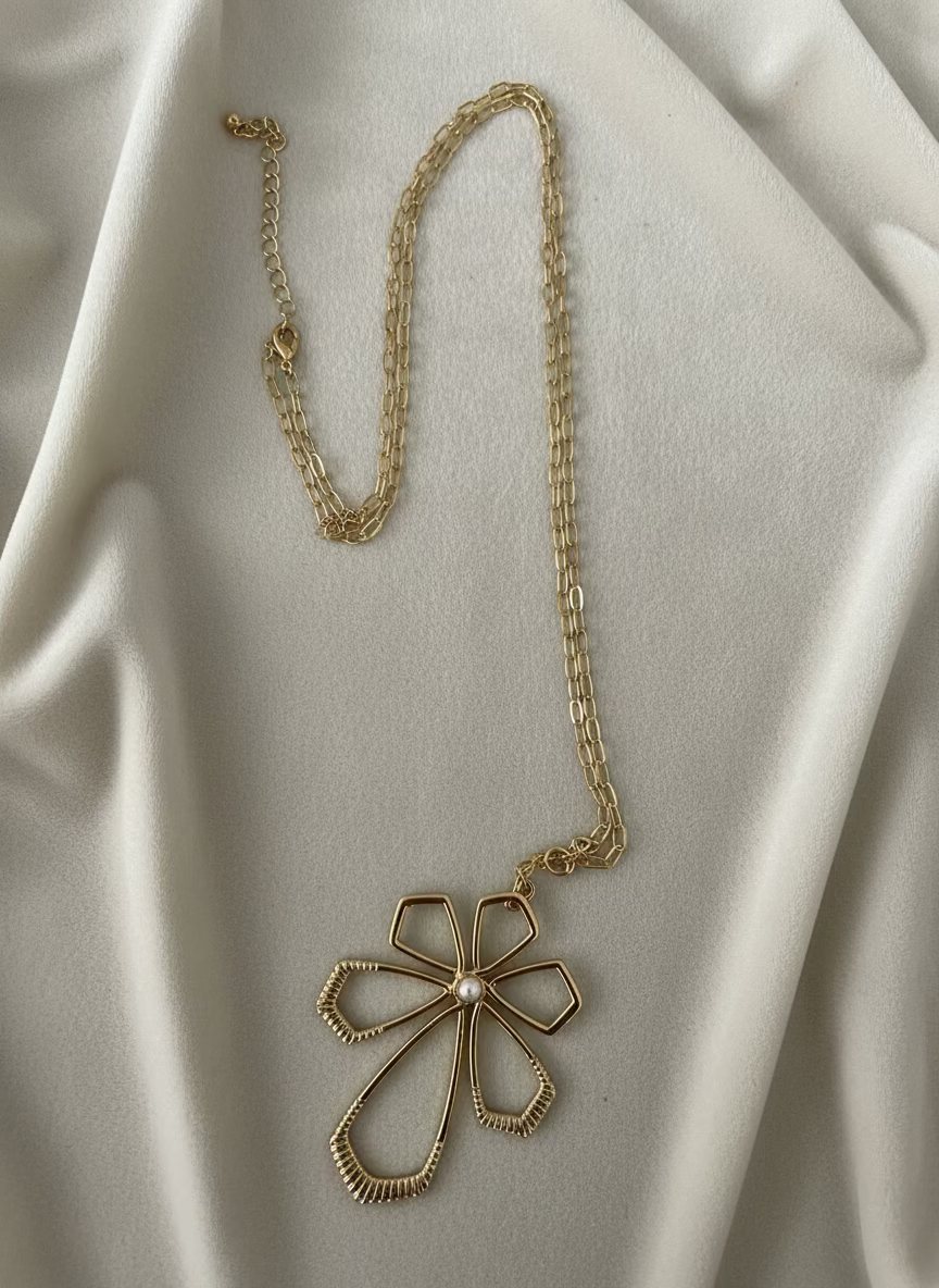 Gold Six-Lobed Flower Necklace