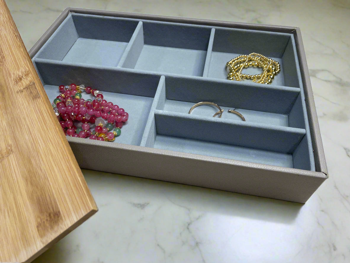Grey Lidded Jewelry organizer