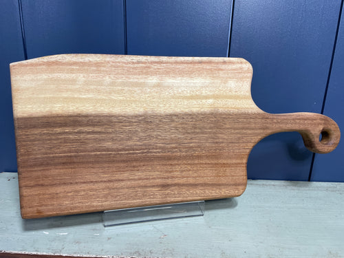 Medium Live-Edge Handled Charcuterie Board