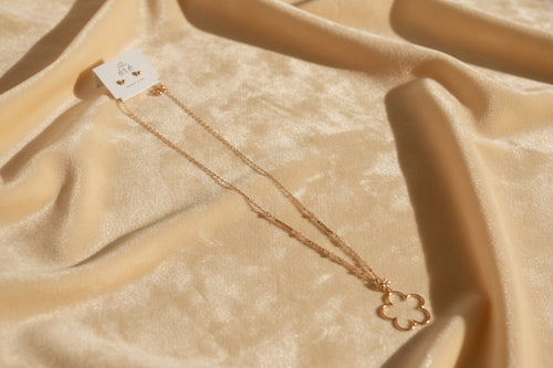 Gold Flower Necklace Set