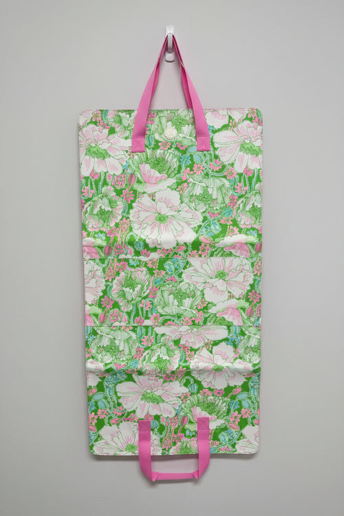 Lilly Pulitzer Poppyland garment bag