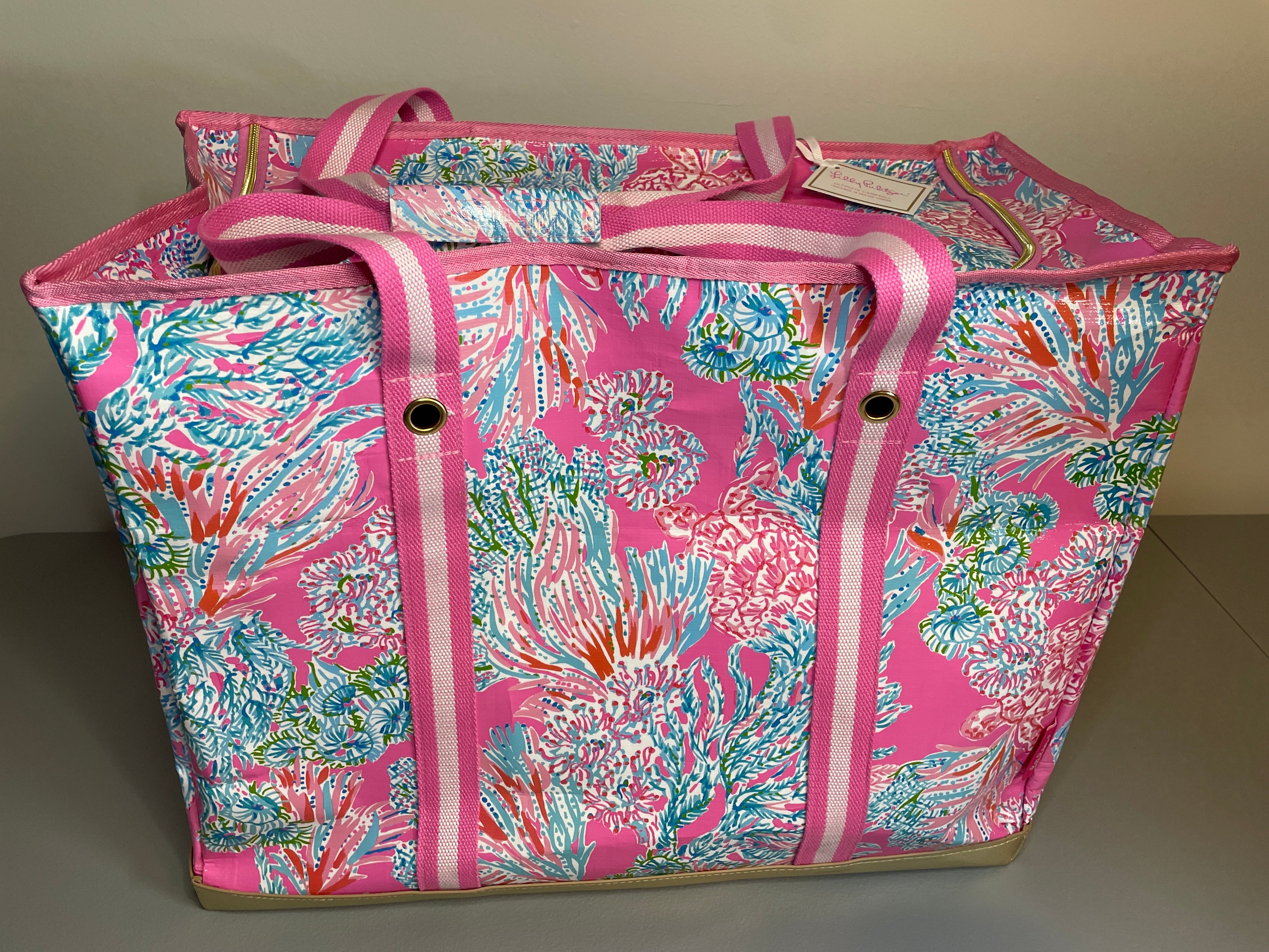 Lilly Pulitzer Ultimate Carryall- Seaing Things
