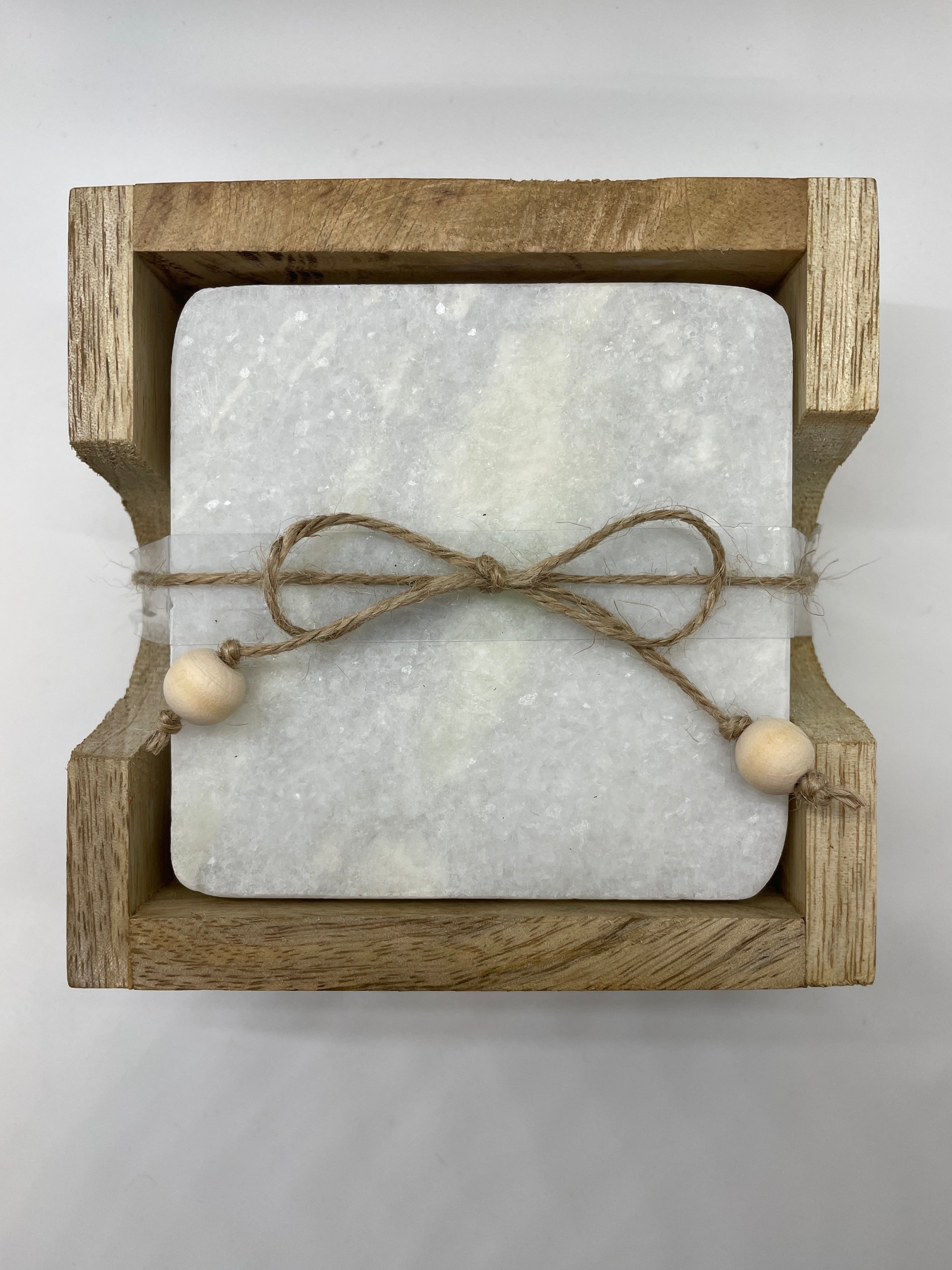 Set of 4 Marble Coasters in Light Wood Holder