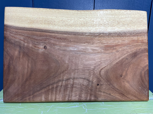 Medium Live Edge Board with Finger Relief