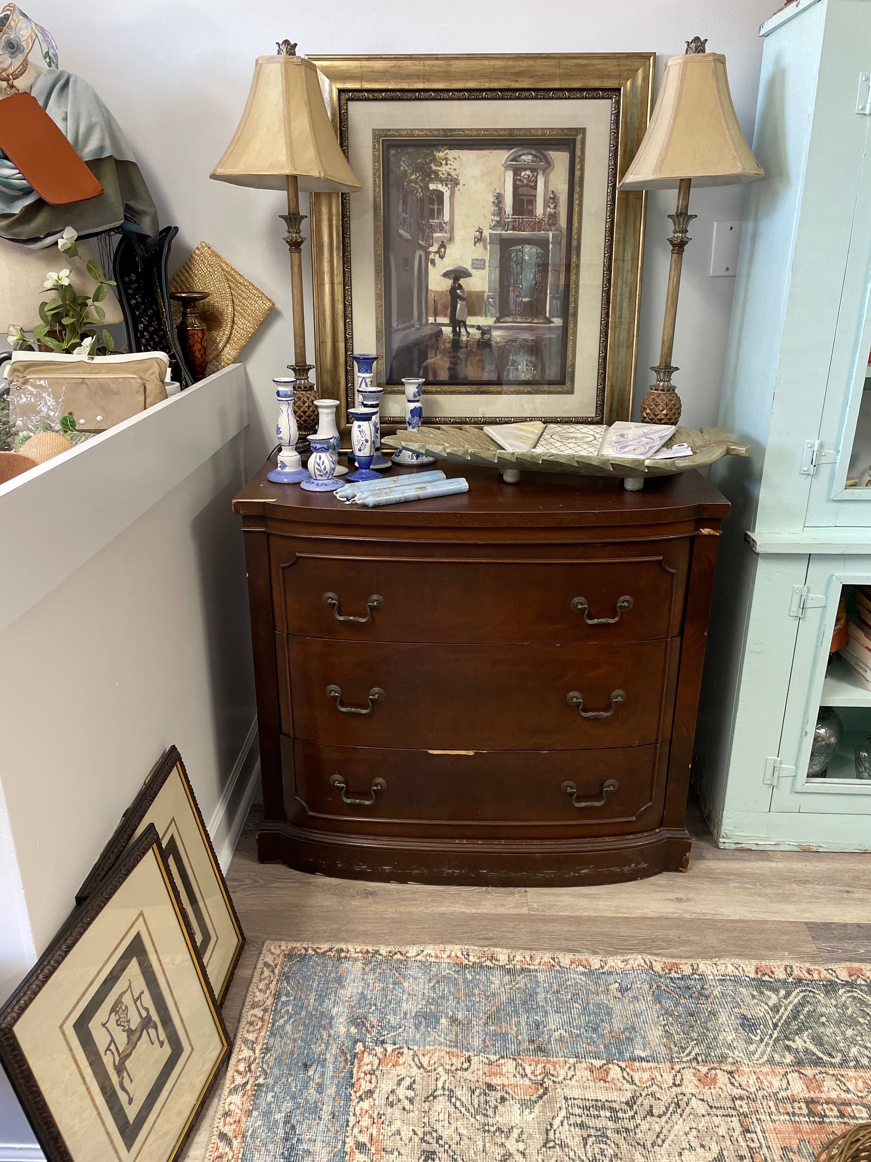 Mahogany chest, Smaller Bombay chest