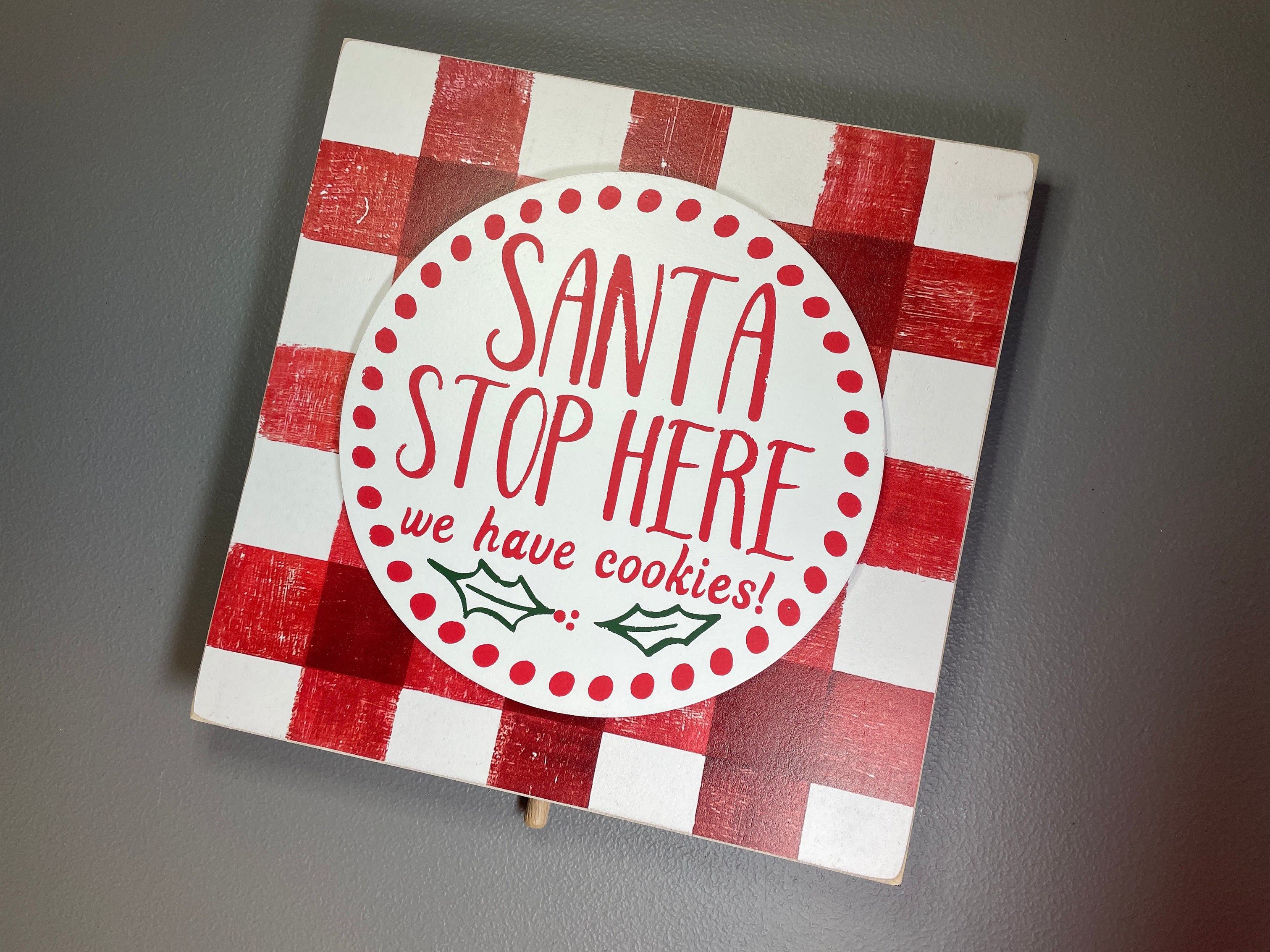 Glory Haus Santa Stop Here Topper