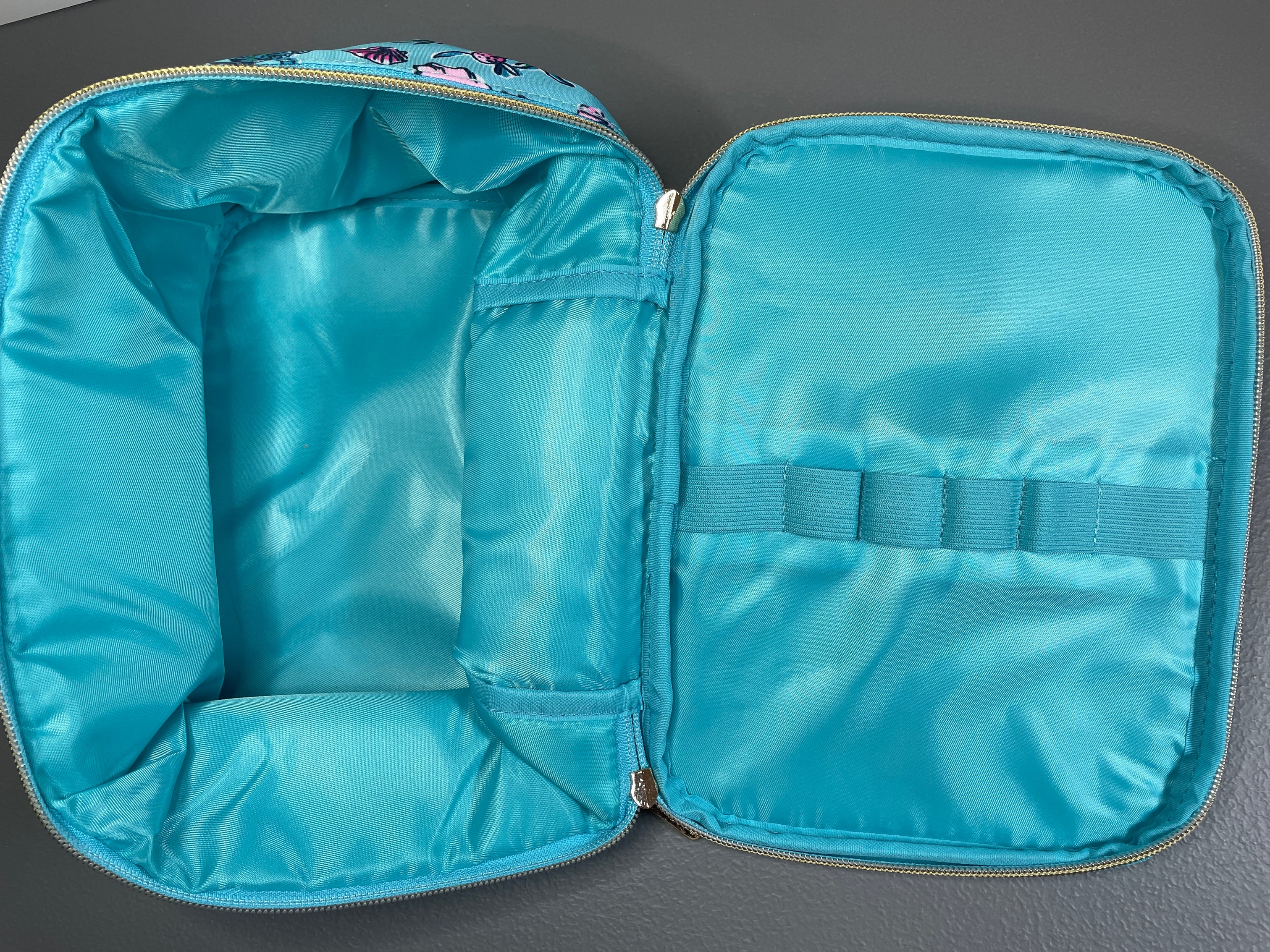 Lilly Pulitzer Cosmetic Case- Amalfi Blue- Lilly's Roadtrip
