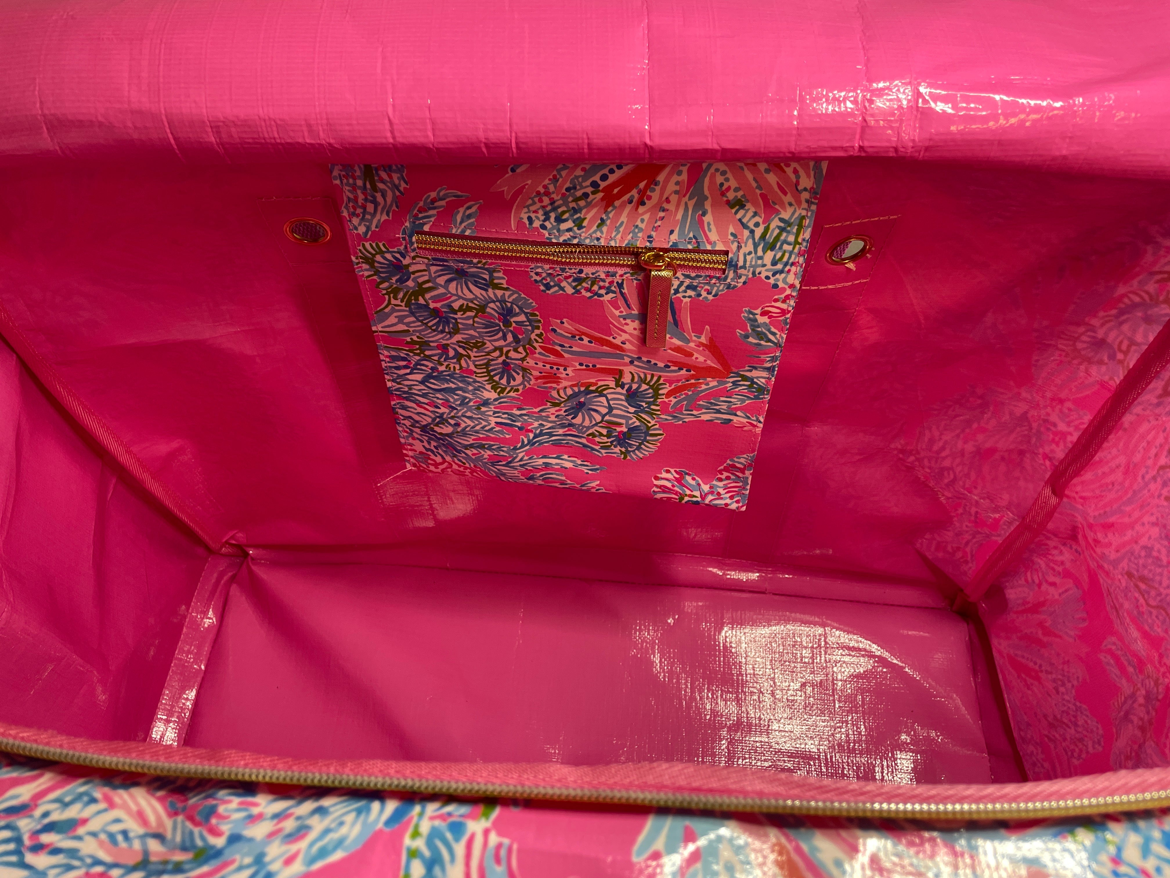 Lilly Pulitzer Ultimate Carryall- Seaing Things