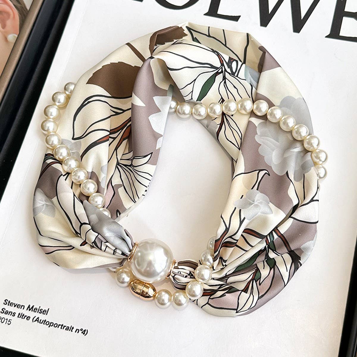 Pearl Magnetic Skinny Silk Neck Scarf_CWASC03931