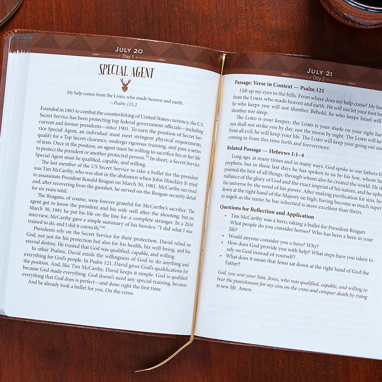 Daily Strength For Men 365-Day Devotional