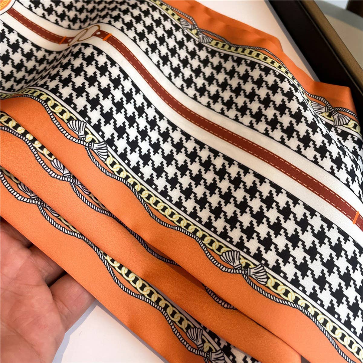 THIN NARROW RIBBON BEVELED SILK HEAD SCARF_CWASC1533